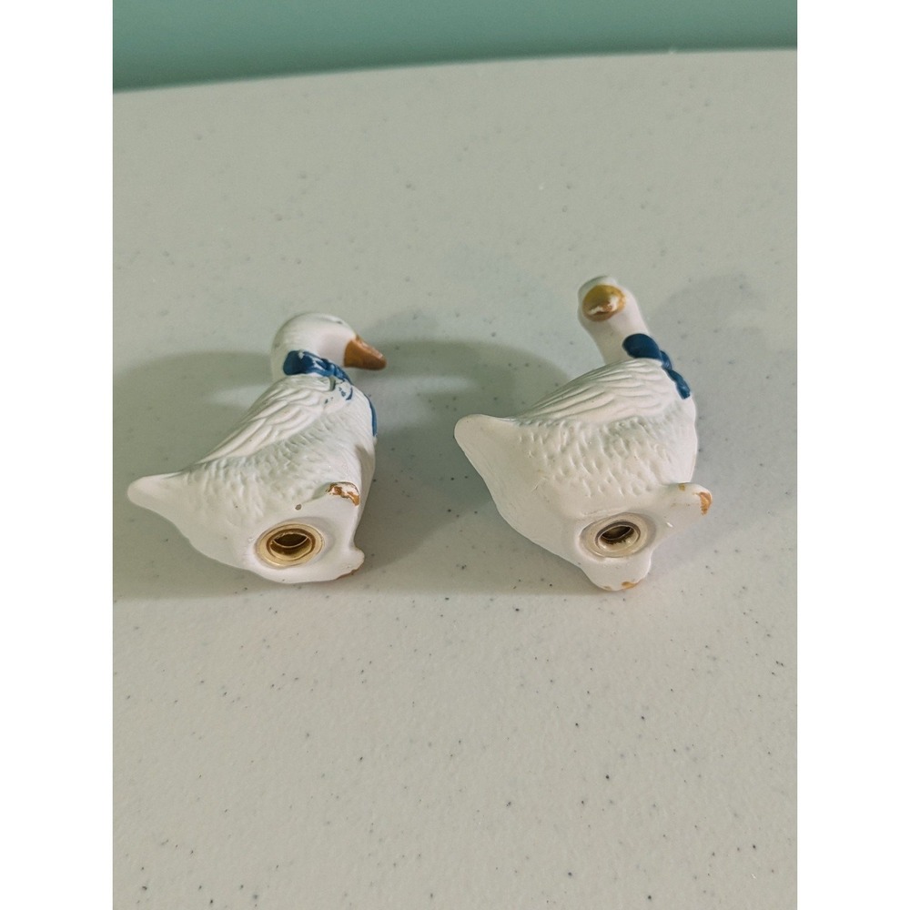 Vintage duck salt and pepper shakers